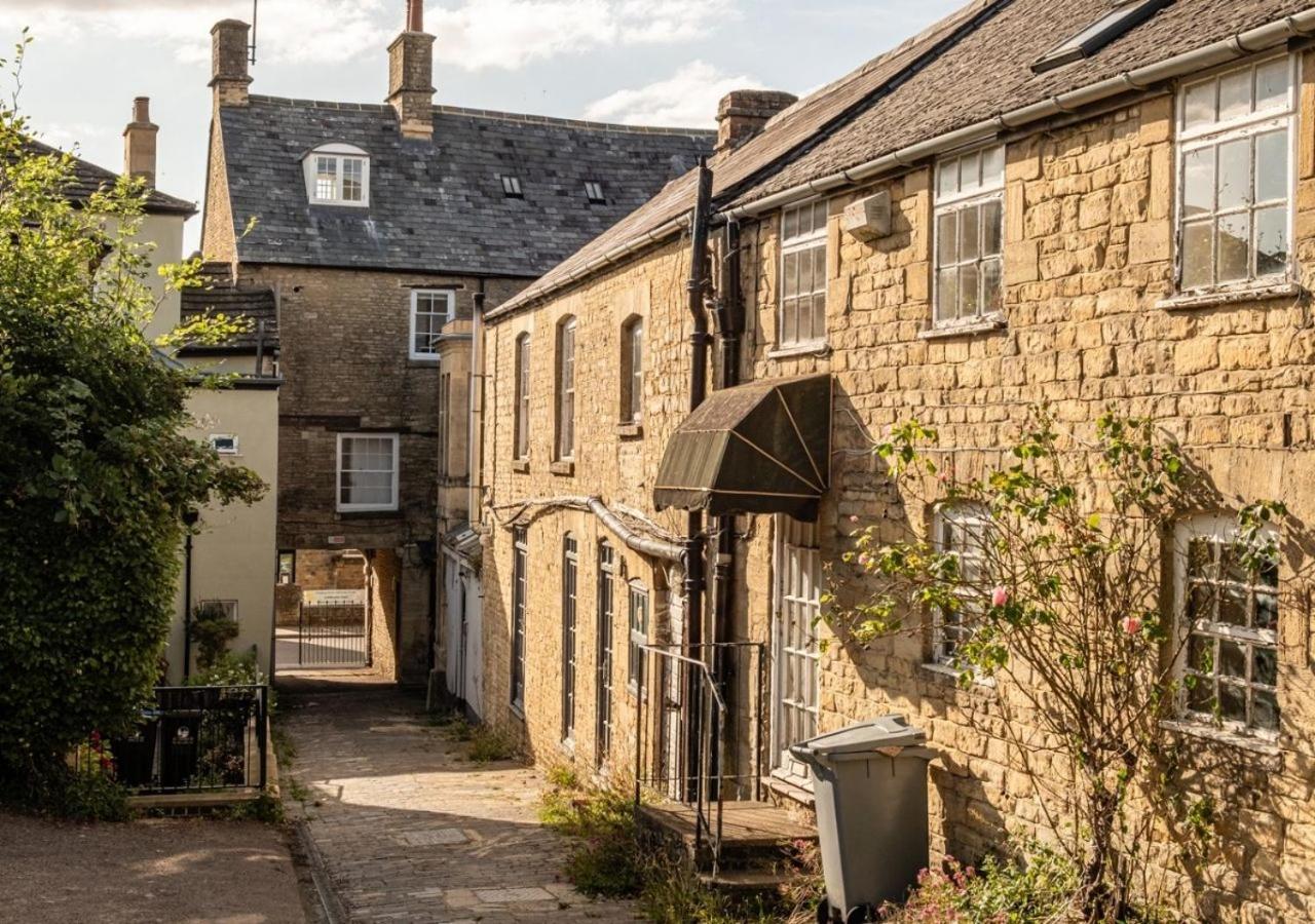 Hitchmans Mews - Stunning 2Bd In Chipping Norton! Apartment Екстериор снимка